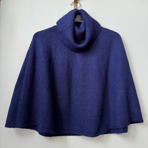 Navy Poncho Soft Sweater w/Turtleneck EUC - Picture 7 of 17